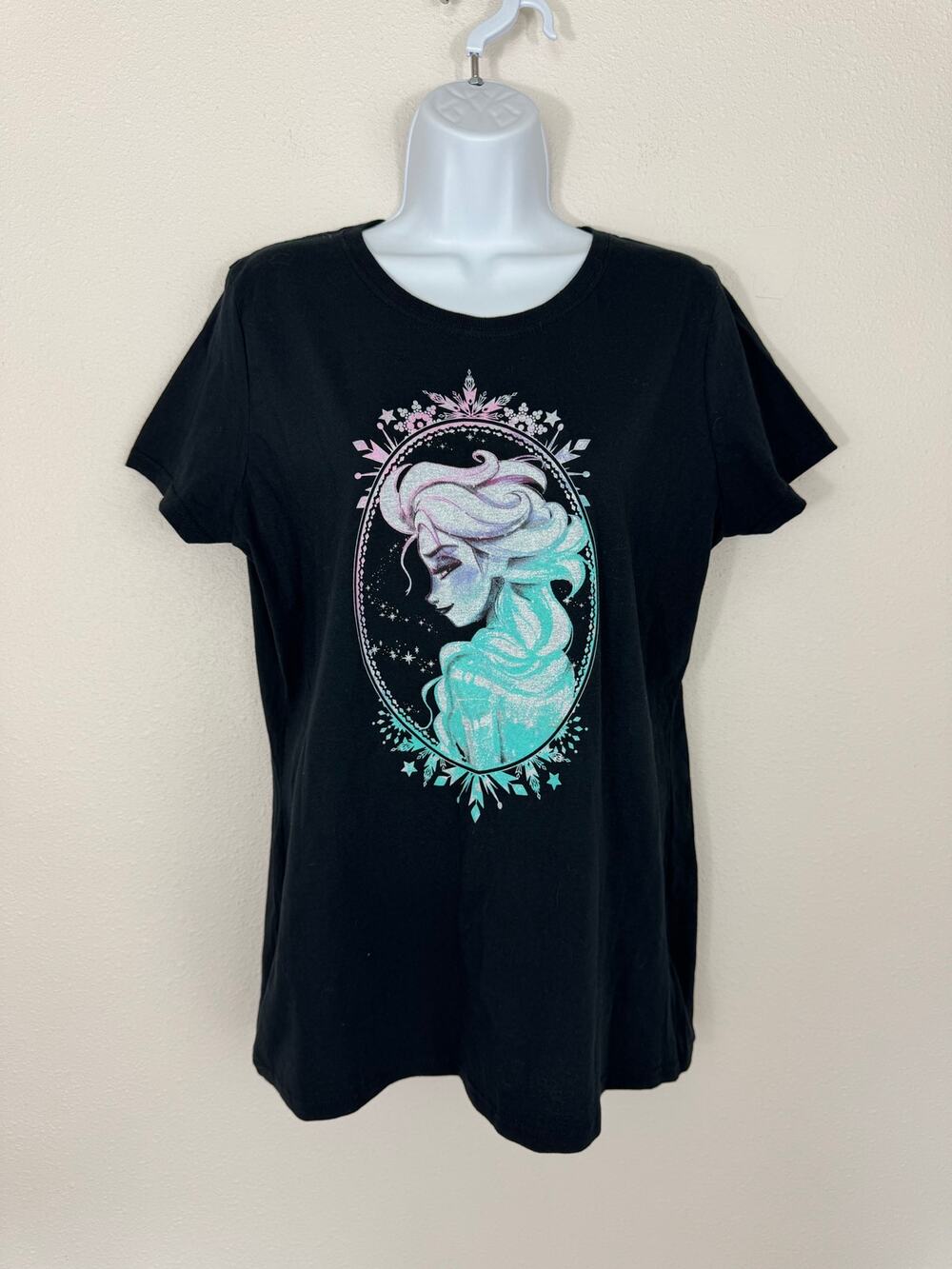 Disney Frozen Elsa Glitter Graphic Tee Black Women’s Large